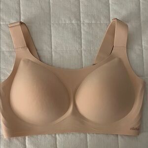 Nude Seamless Comfort Bra